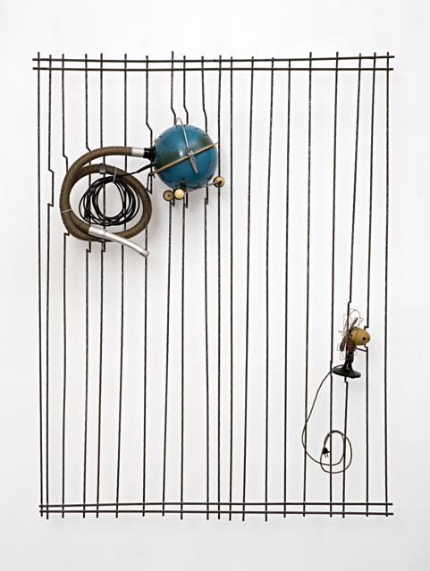 Gutov, Sputnik vacuum cleaner. Metal, welding, ready-made 200x150 cm, 2008. Image courtesy of the author. 