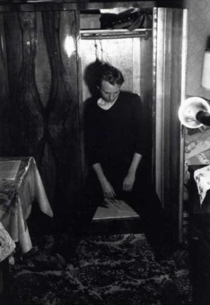 Zbigniew Libera, domestic performance, Pabianice, 1981. Image courtesy of the artist.