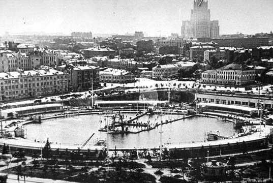 The Cathedral of Christ the Savior, Konstantin Ton, 1883. In the 1960s its foundation was turned into a swimming pool.